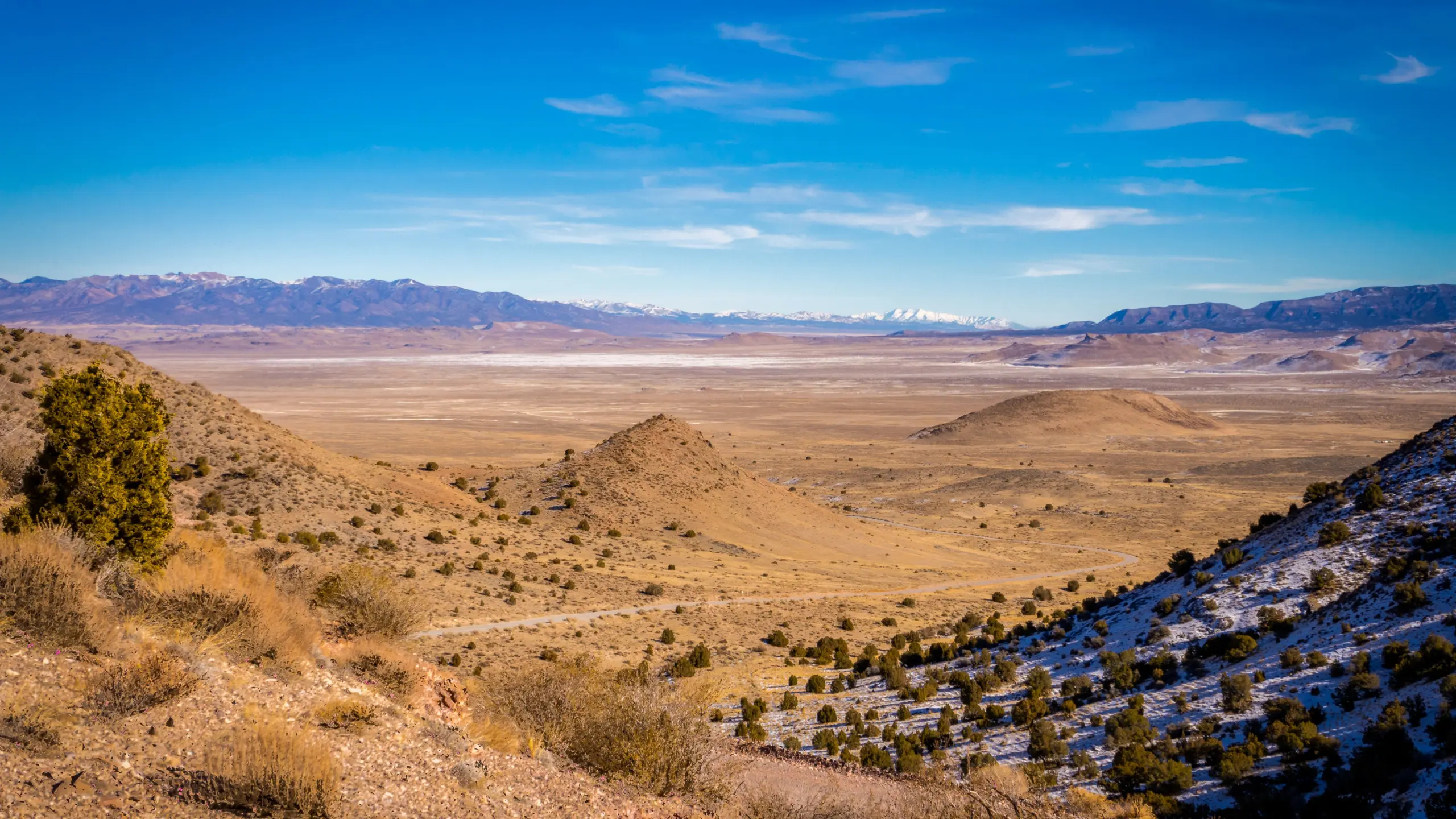 Desert valley and mountains in the Southwest
